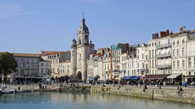 Bateau Haut Standing Privative - Nuit A Quai Port La Rochelle ลาโรแชล ภายนอก รูปภาพ